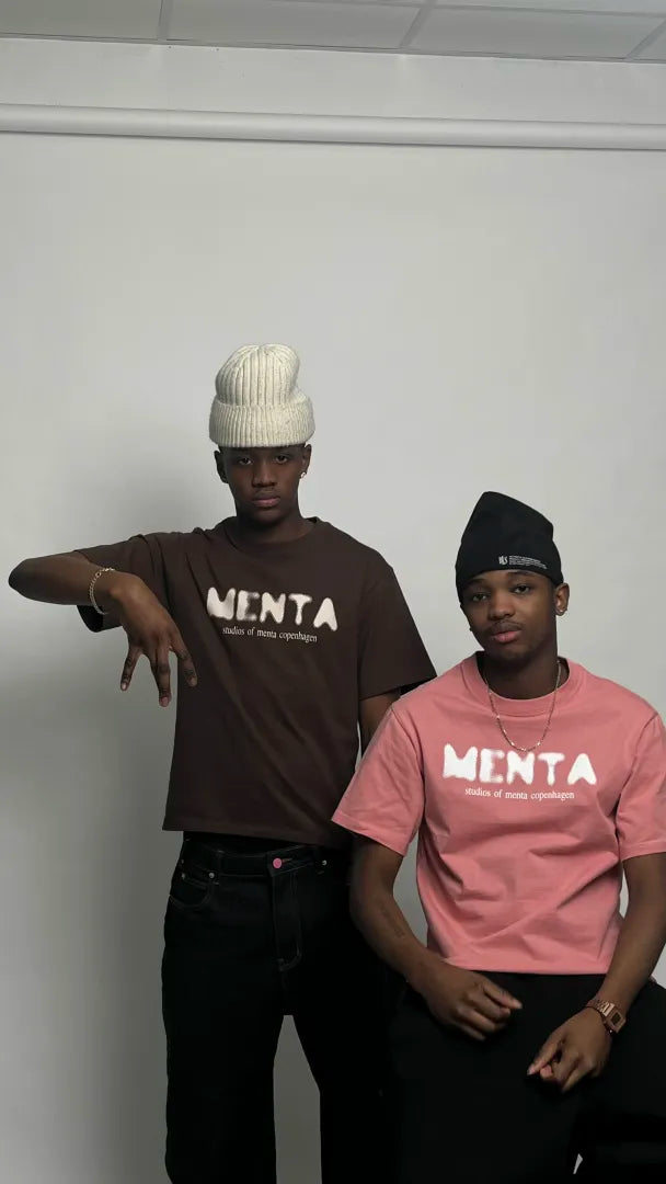 "SAKURA PINK" SPELL IT OUT TEE