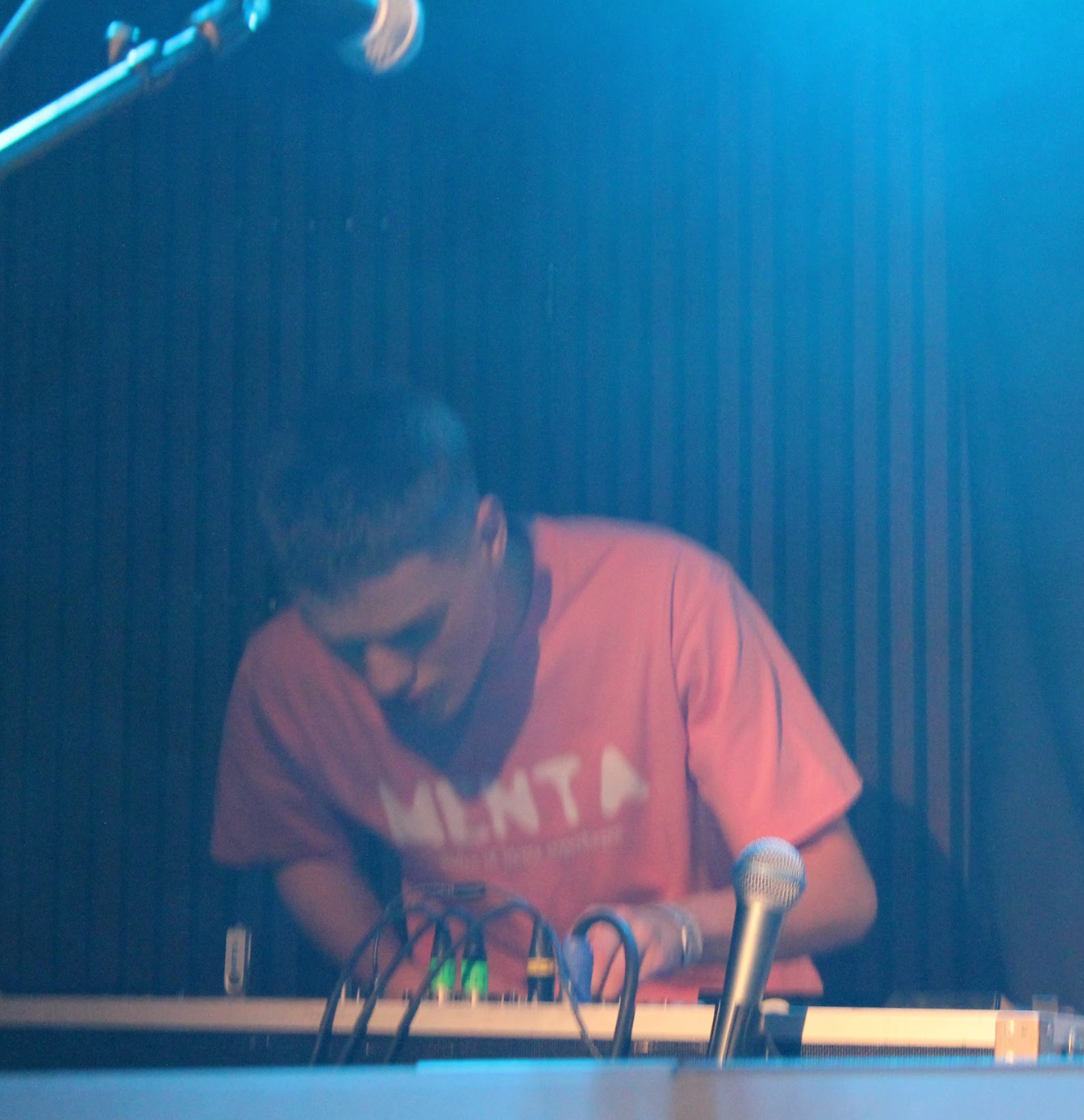 "SAKURA PINK" SPELL IT OUT TEE