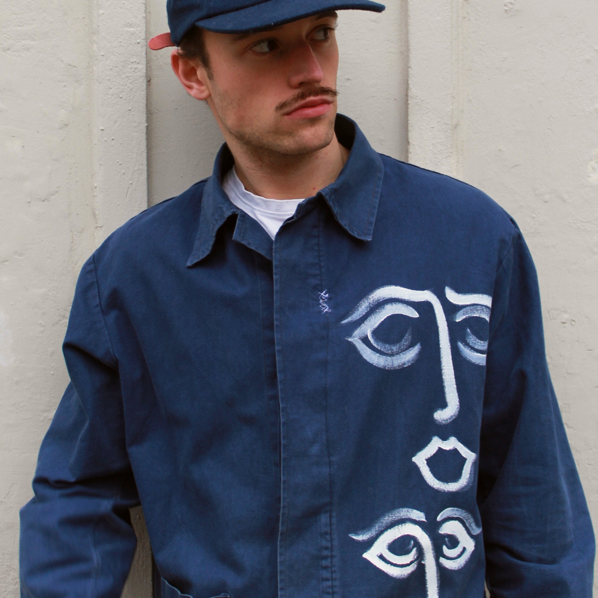 01 / FACES OVERSHIRT